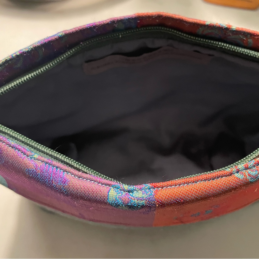 Colorful Pouch - Picture 4 of 5